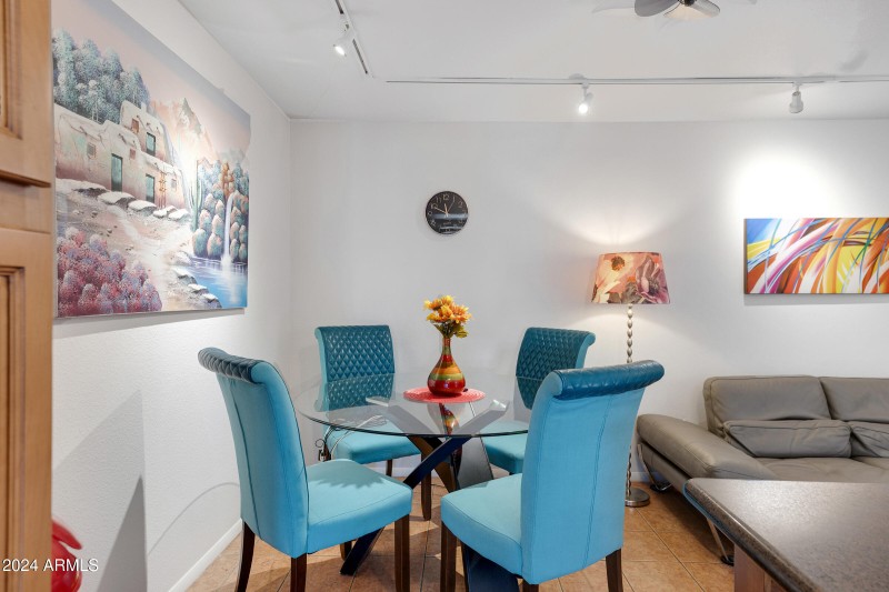 5231 E Tamblo Dr-21