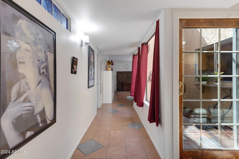 5231 E Tamblo Dr-11