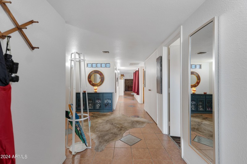 5231 E Tamblo Dr-5