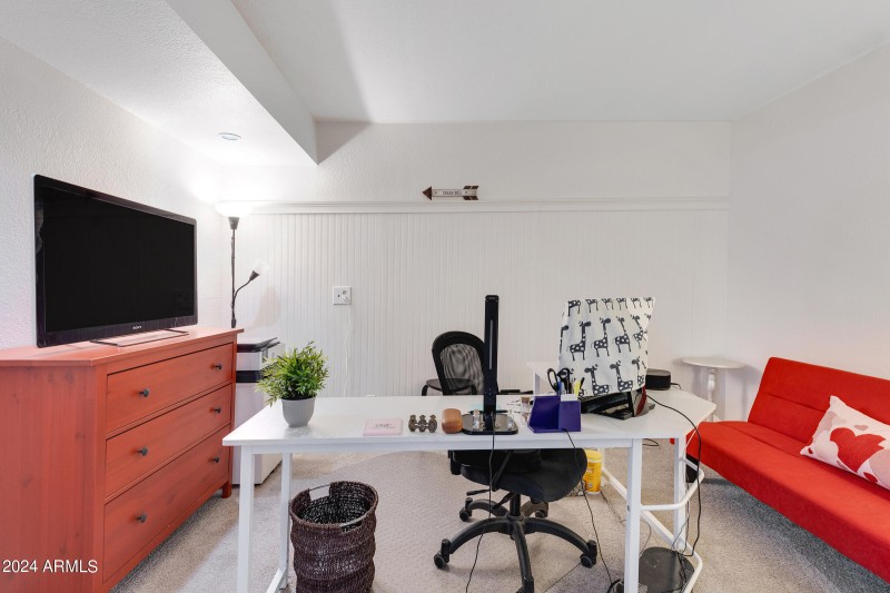5231 E Tamblo Dr-8
