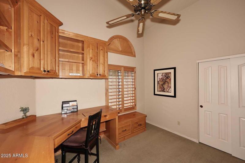 Home Office-2nd Bedroom