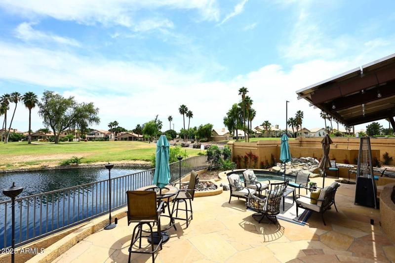 Lower Patio-Lake View