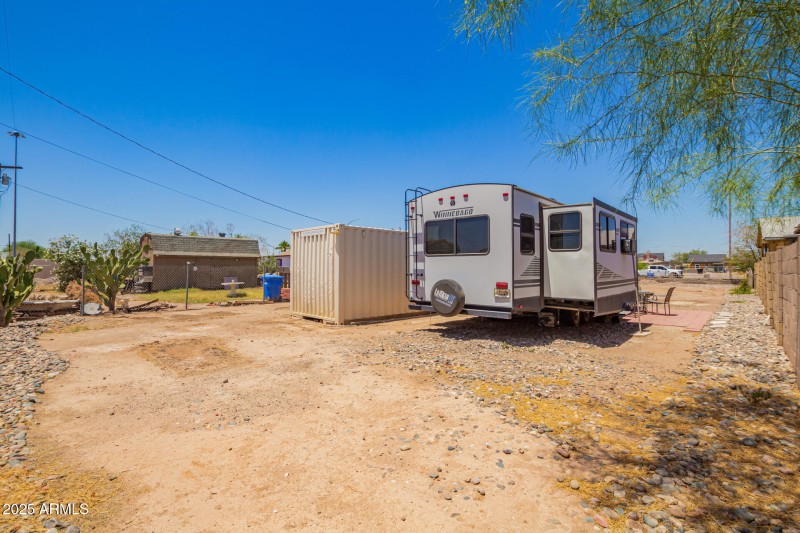 2213 W JEFFERSON ST 6