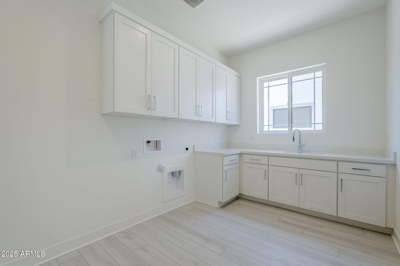 22-web-or-mls-218th-22