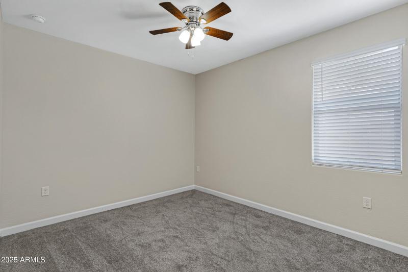 29402 W Mitchell Ave-17