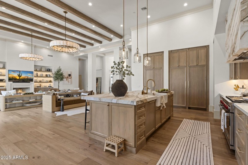 17-web-or-mls-12240-n-98th-st