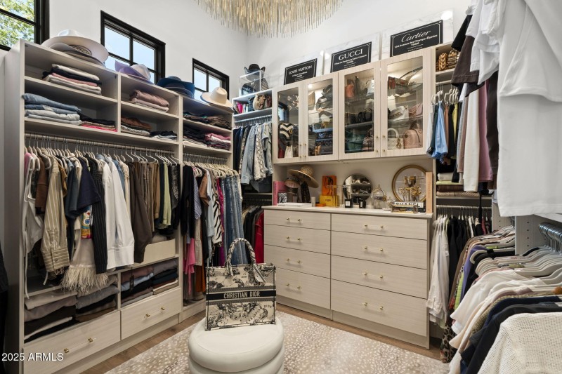 33-web-or-mls-12240-n-98th-st