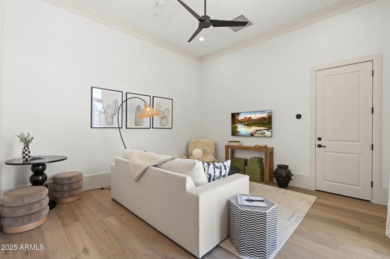 50-web-or-mls-12240-n-98th-st