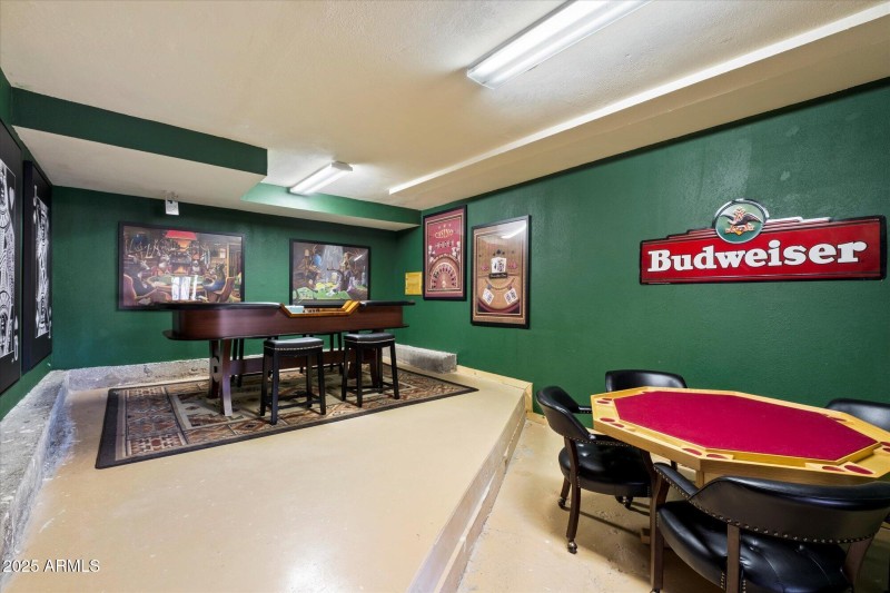 Bonus / Game Room
