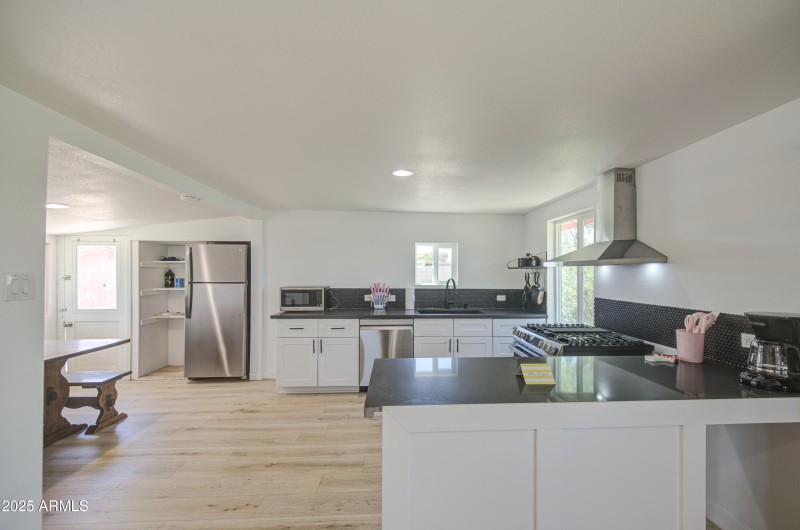 Kitchen 1