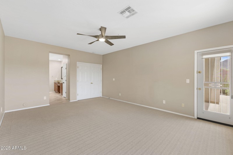 41627 N CEDAR CHASE