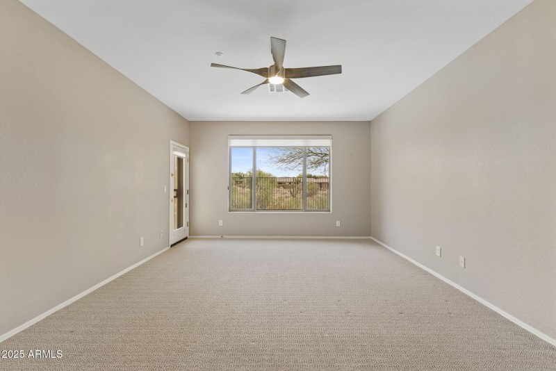 41627 N CEDAR CHASE