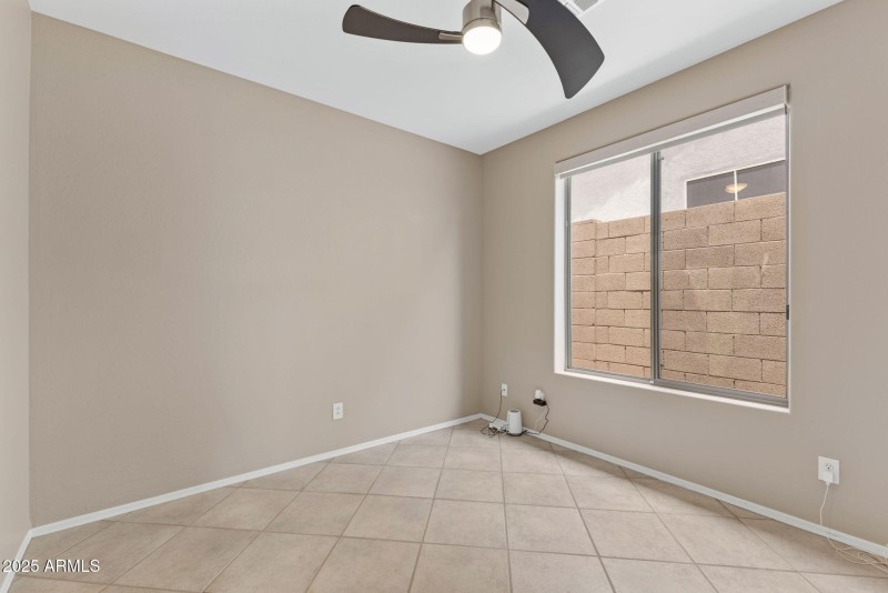 41627 N CEDAR CHASE