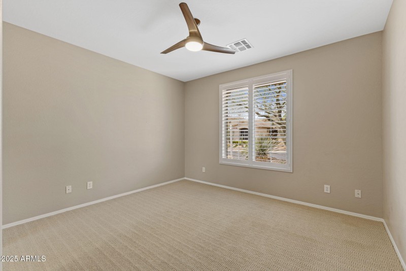 41627 N CEDAR CHASE