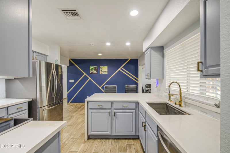 Kitchen 7