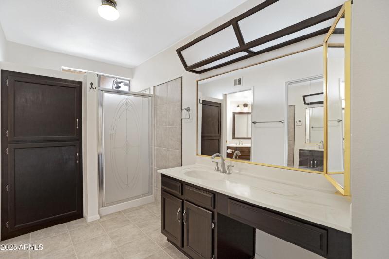 4790 E Navajo St-32