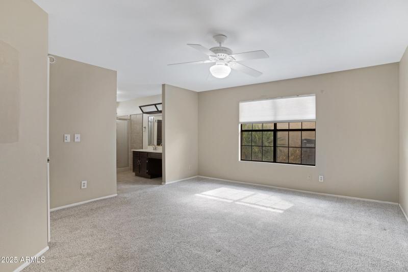 4790 E Navajo St-31