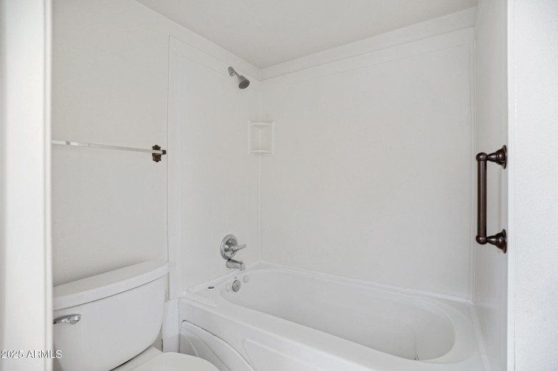 4790 E Navajo St-28