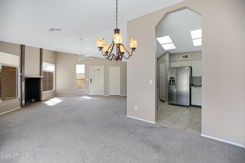 4790 E Navajo St-12