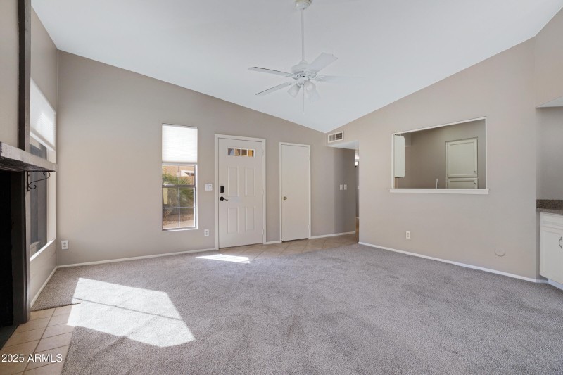 4790 E Navajo St-8