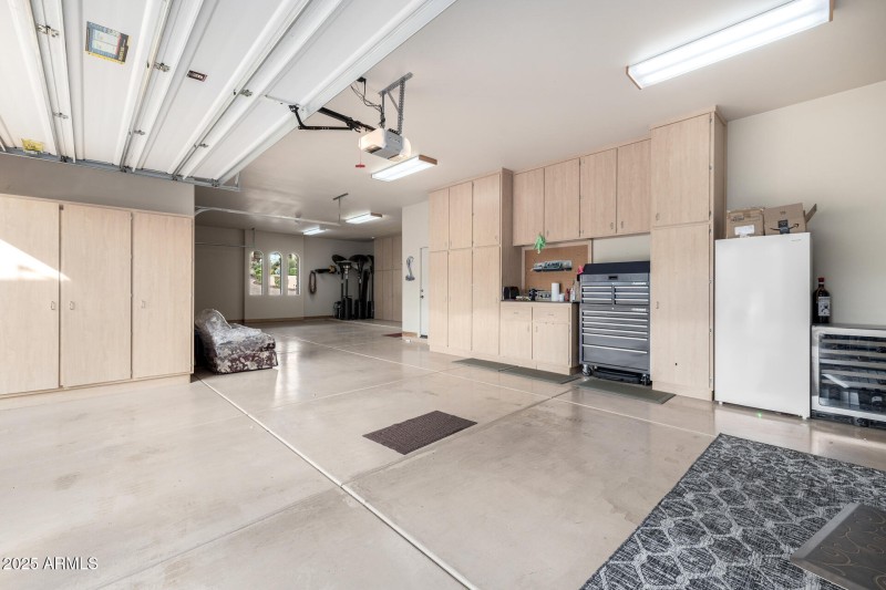 4 Car Garage