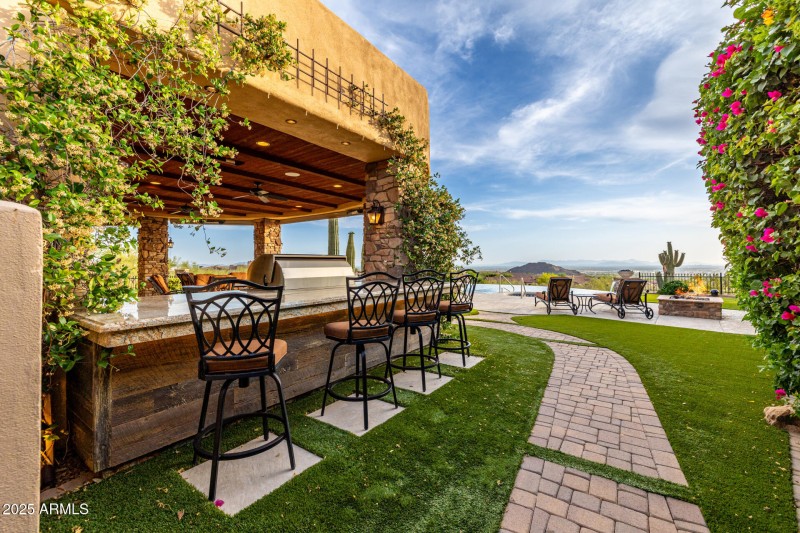Outdoor Bar