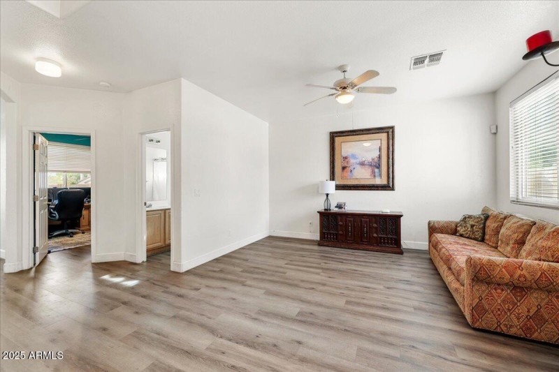 03-Family Room