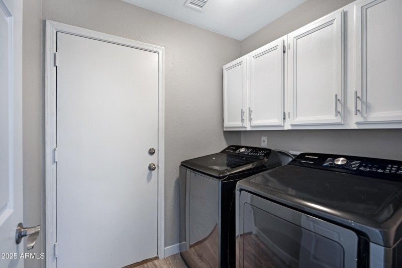 115 W El Freda Rd-28