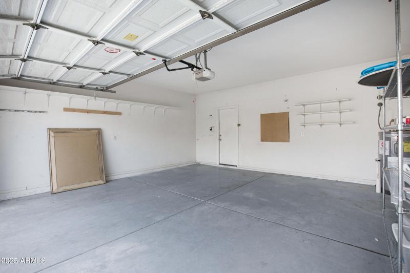 115 W El Freda Rd-29