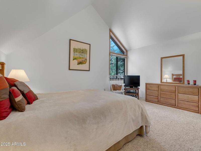 21-web-or-mls-TimberCreekImagery-22