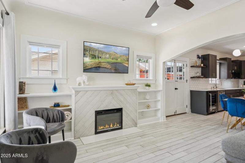 7-web-or-mls-2310-north-11th-st