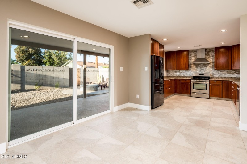 8408 E Rancho Vista Dr - MLS-14