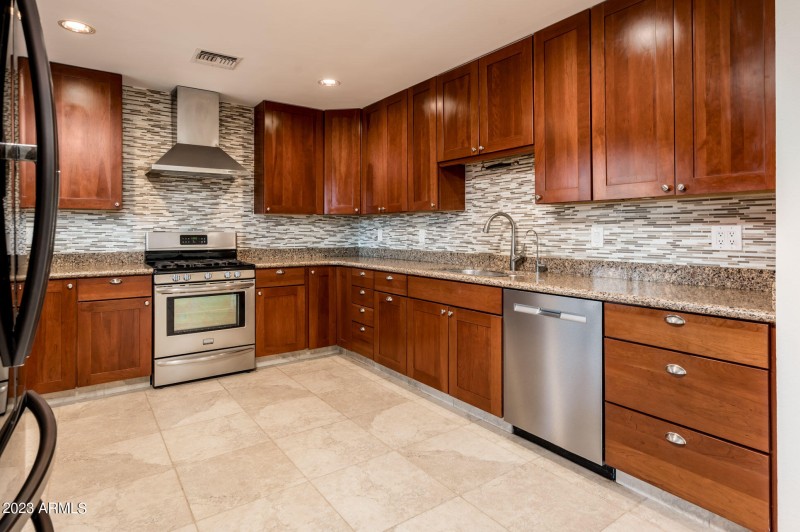 8408 E Rancho Vista Dr - MLS-16