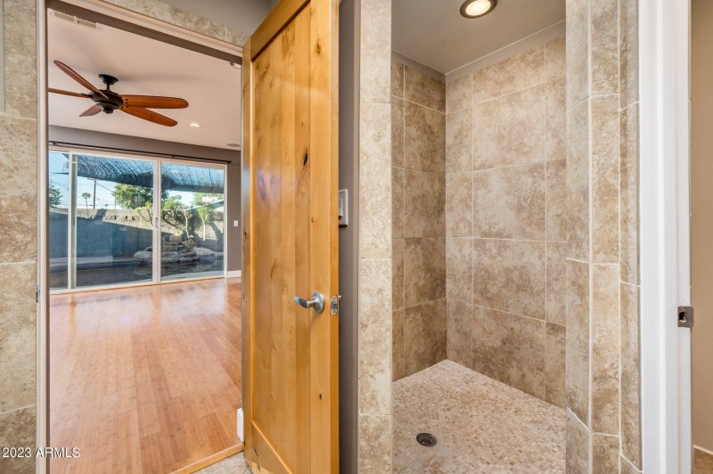 8408 E Rancho Vista Dr - MLS-25