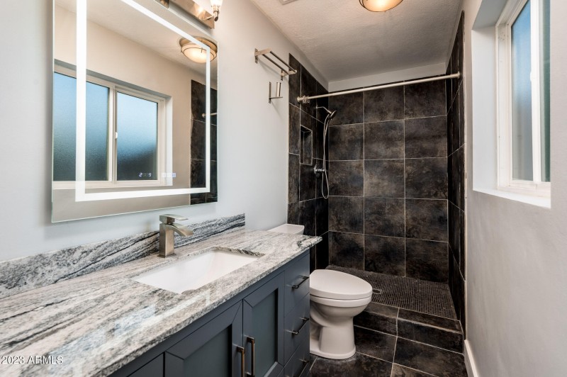 8408 E Rancho Vista Dr - MLS-30