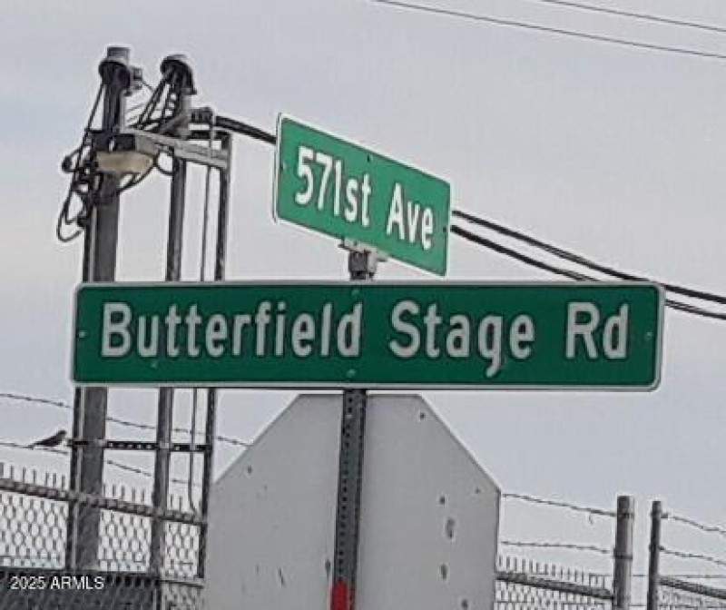 Sign Butterfield & 571st Ave 620210
