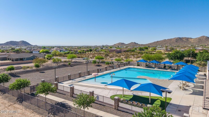 Clubhouse/Pool