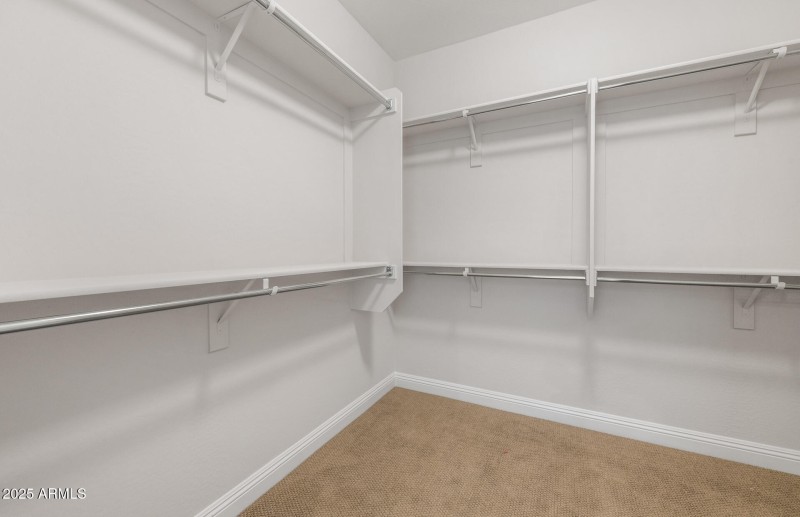 AZ_DW_SunCityFestival-Lot05256-21288-N-2