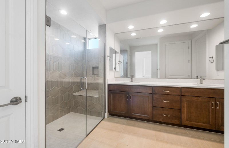 Owners Bath