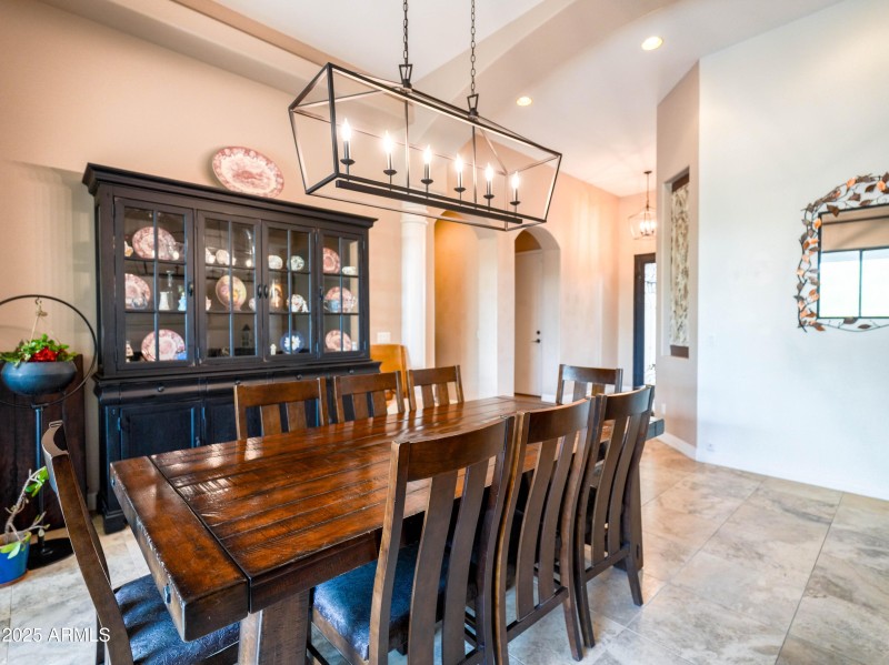Formal dining 4