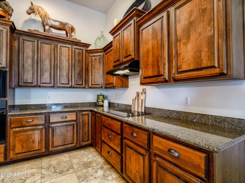 Kitchen 4