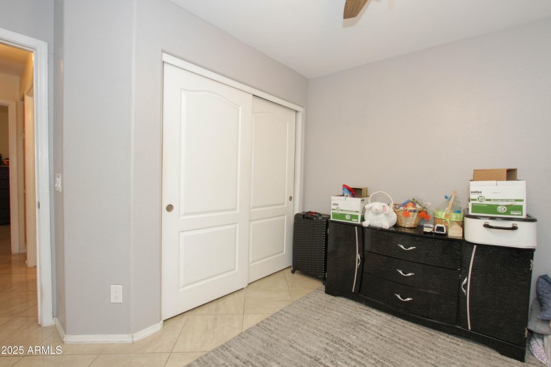 1210 W BETTY ELYSE LN-32
