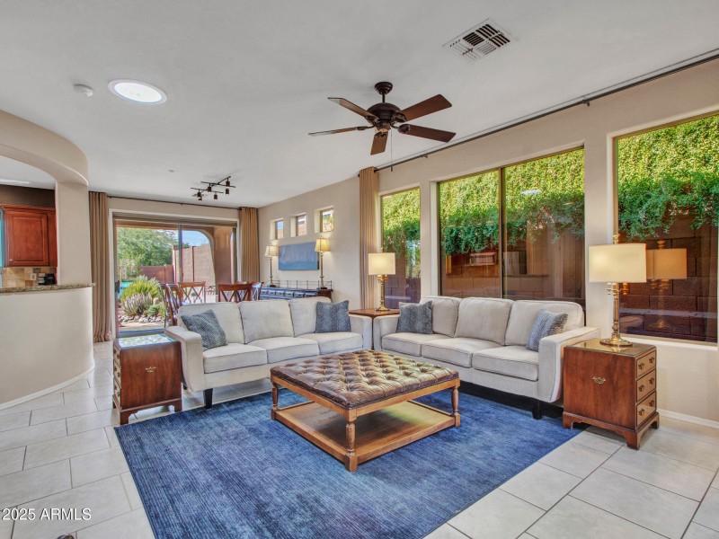 02-Living-room-3