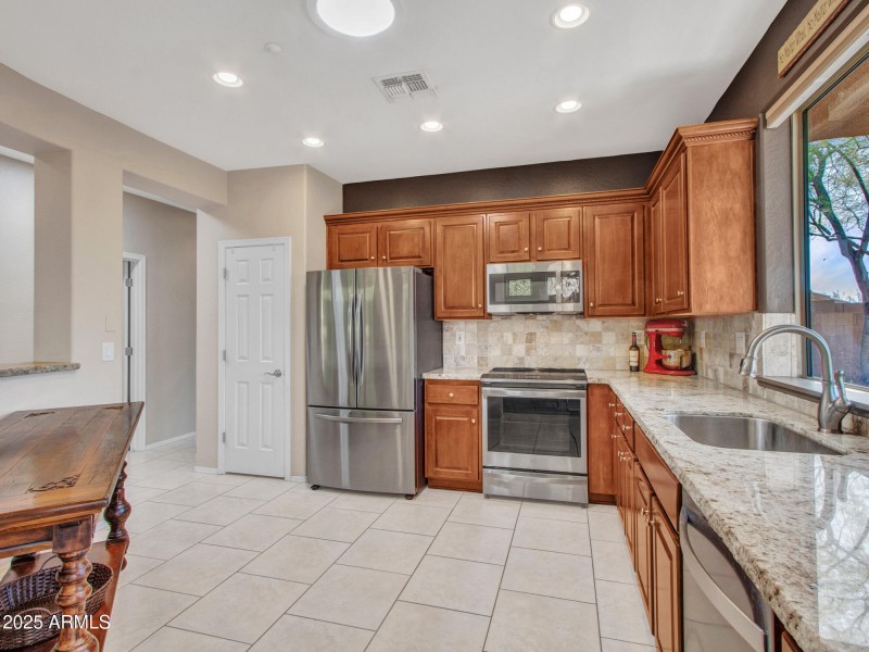 04-Kitchen-2