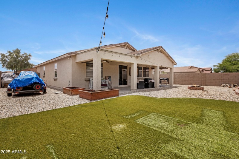 17292 W Pinnacle Vista Dr-29
