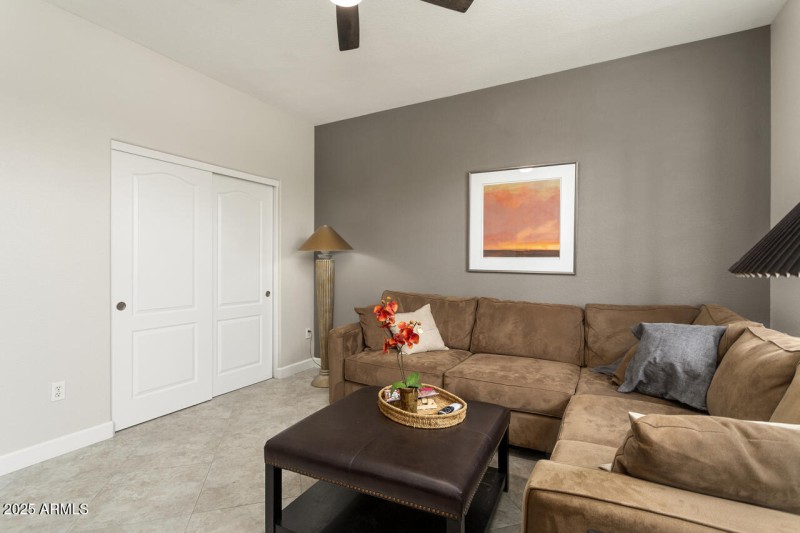 33-Sitting-Room