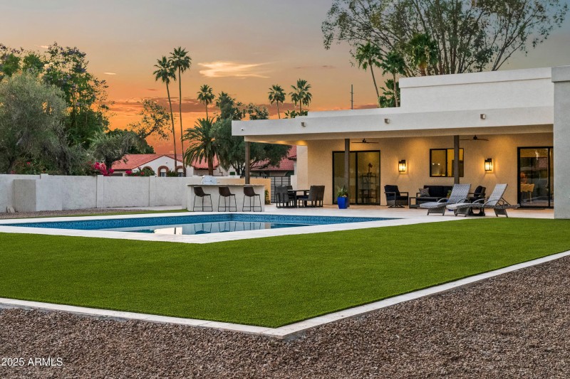 Spacious Yard