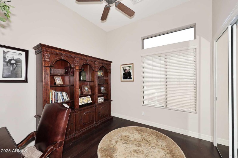 4th Bedroom/Study