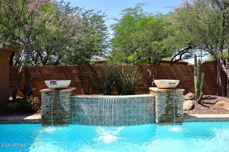 Pool Water Feature