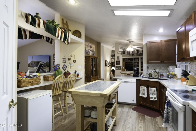 Kitchen 1